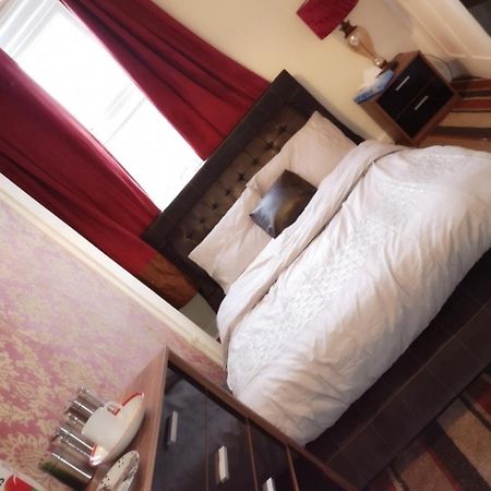 Red Carpet Guesthouse Reading Ngoại thất bức ảnh