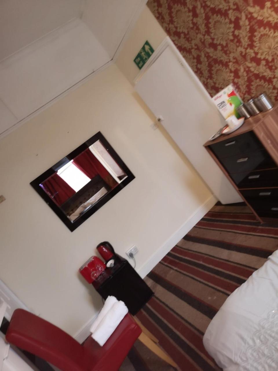 Red Carpet Guesthouse Reading Ngoại thất bức ảnh