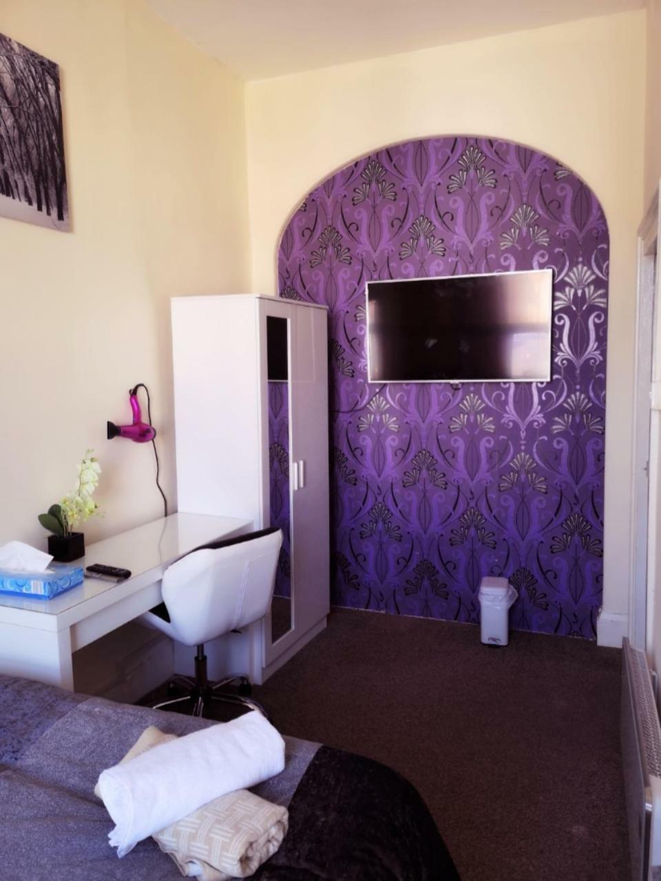 Red Carpet Guesthouse Reading Ngoại thất bức ảnh
